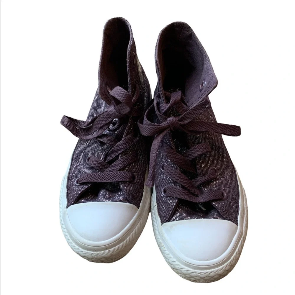 Converse Girls Chuck Taylor purple glitter sneakers